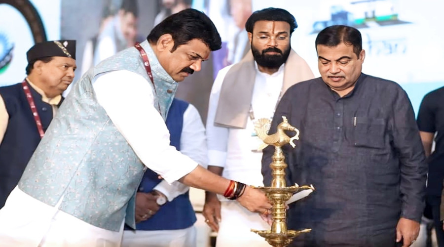 टोल व्यवस्था को पारदर्शी एवं सुविधाजनक बनाने की दिशा में बड़ा फैसला, अब फास्टैग आधारित वार्षिक पास तीन हज़ार में